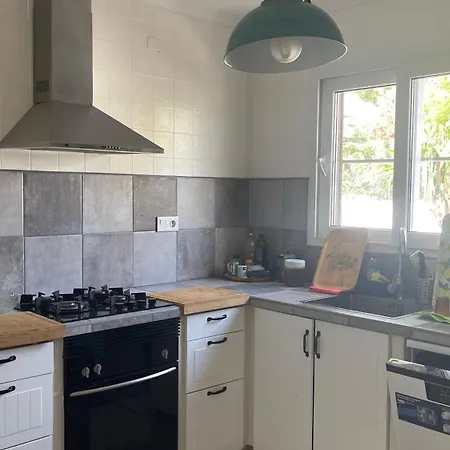 Casa Familiar En La Maravillosa Ciudad De Con 3 Bed & Breakfast