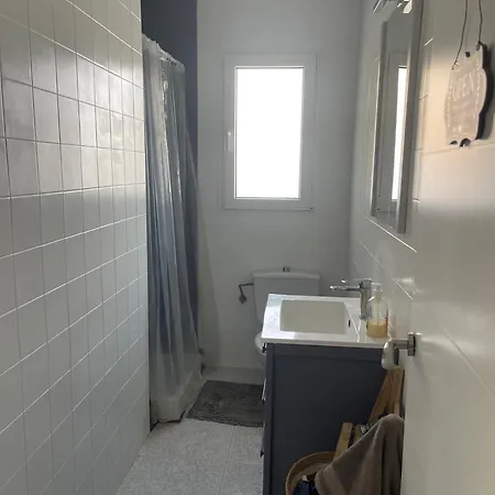 Casa Familiar En La Maravillosa Ciudad De Con 3 * La Eliana